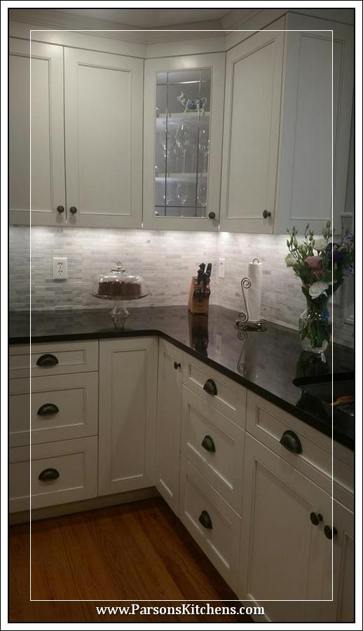 custom-kitchen-cabinets-built-by-parsons-kitchens-professional-cabinetmakers-photo-067-web