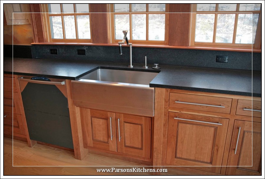 custom-kitchen-cabinets-built-by-parsons-kitchens-professional-cabinetmakers-photo-065-web