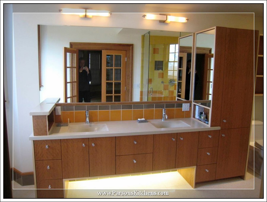 custom-bathroom-cabinetry-built-by-parsons-kitchens-professional-cabinetmakers-photo-006-web